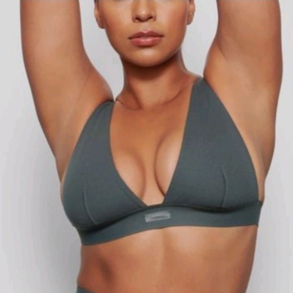 NWT SKIMS Plunge Bralette Cotton Ribbed Discontinued Color Deep Sea